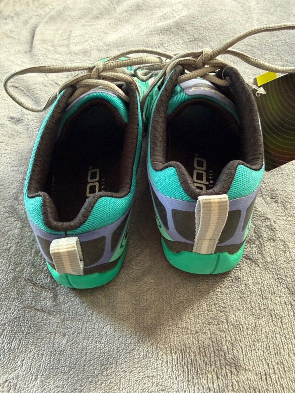 Women’s Topo Athletic Halsa Cross trainer - Emerald / Black - Picture 5 of 9